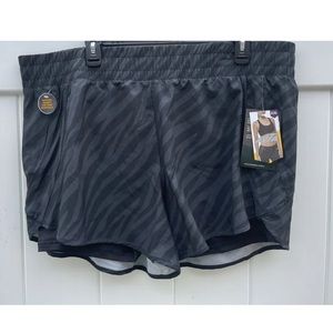 Avia running shorts black zebra print size XXL